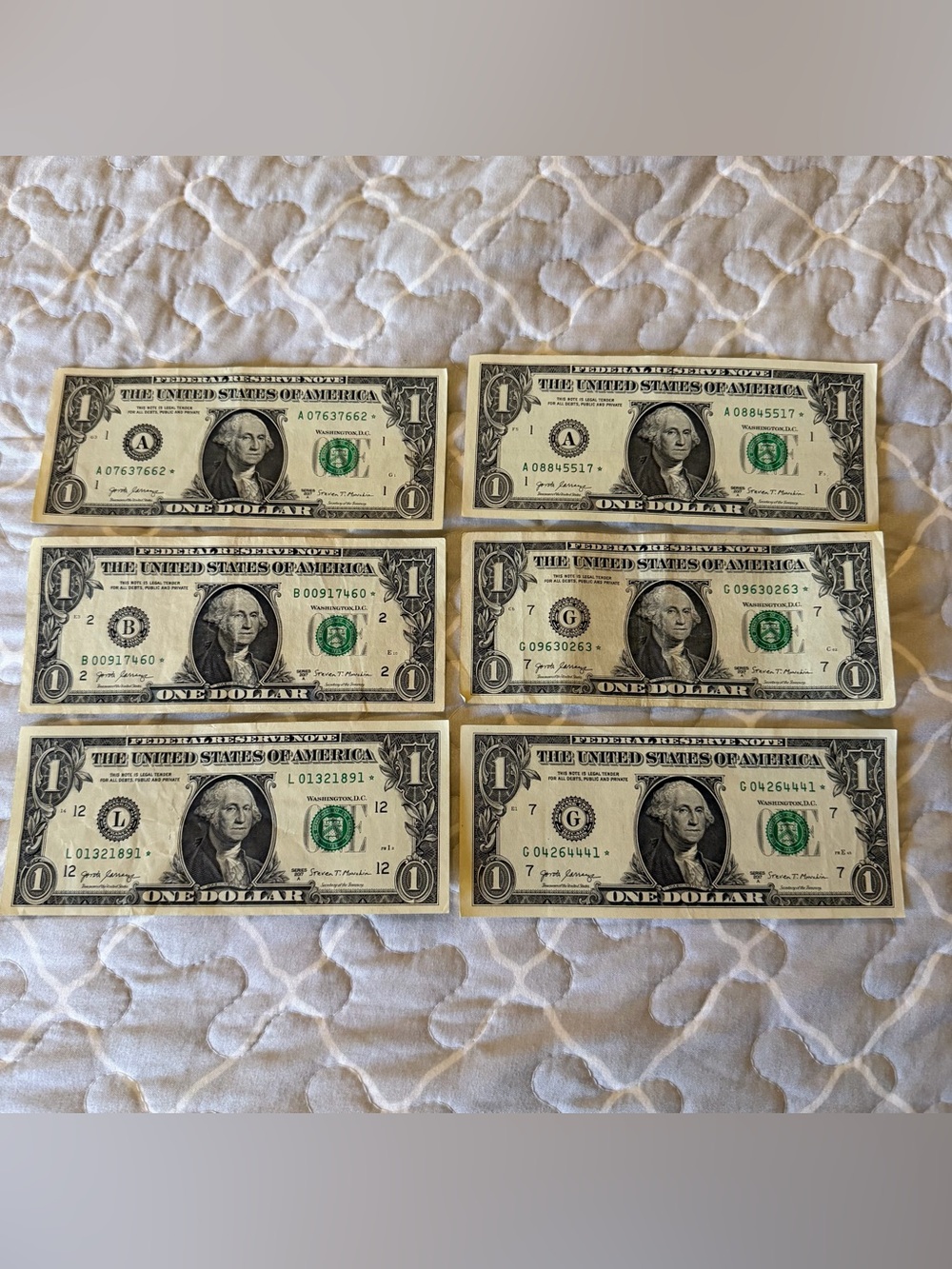 Series 2017A US One Dollar & Two Dollar STAR NOTE Bills - Picture 4 of 5